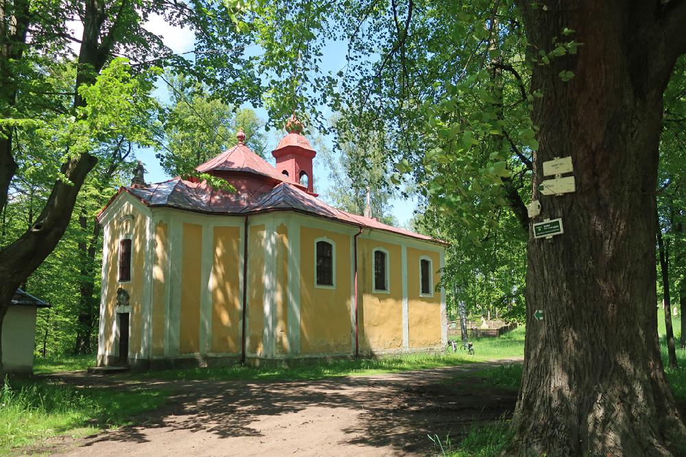 Kaple Svat Anny na Anenskm vrchu u Lobendavy