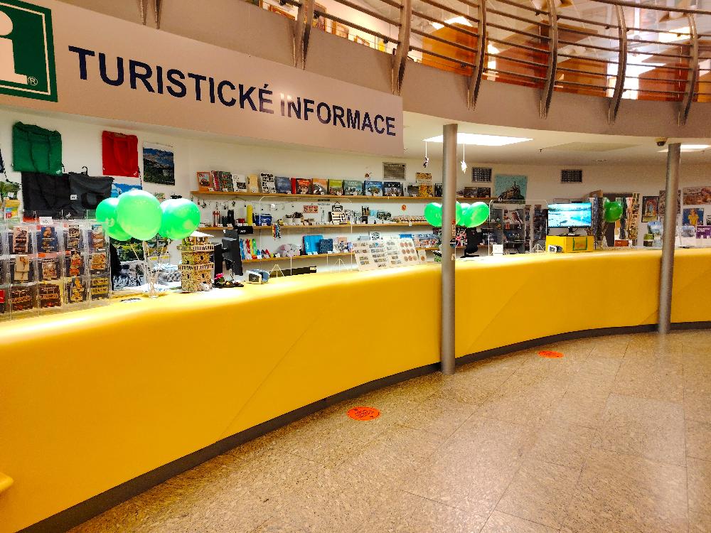 interi�r informa�n�ho st�ediska