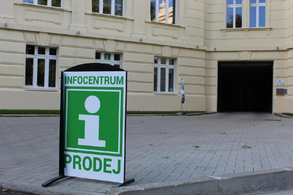 Informa�n� centrum na Kyselce nab�z� mimo jin� prodej miner�ln�ch vod B�linsk� kyselka.