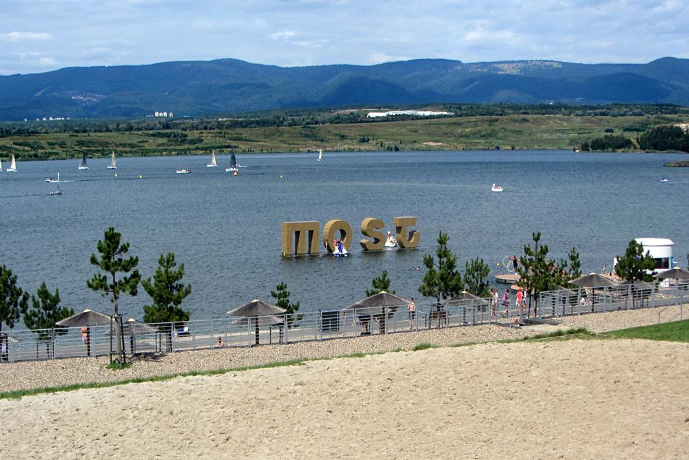 Jezero Most - hlavn� pl�.