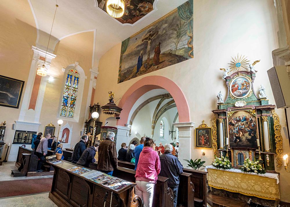Kostel Svat� Anny v Jedlce na D���nsku.