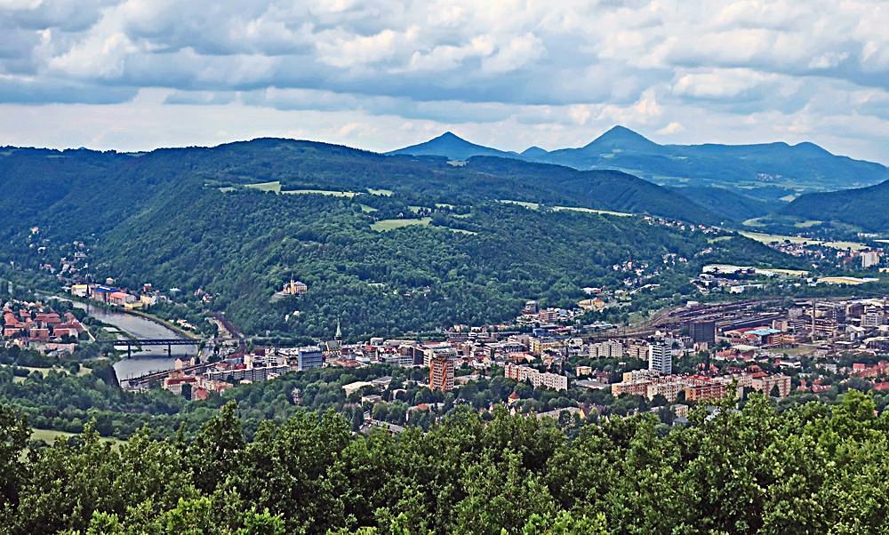 �st� nad Labem z Erbenovy vyhl�dky.