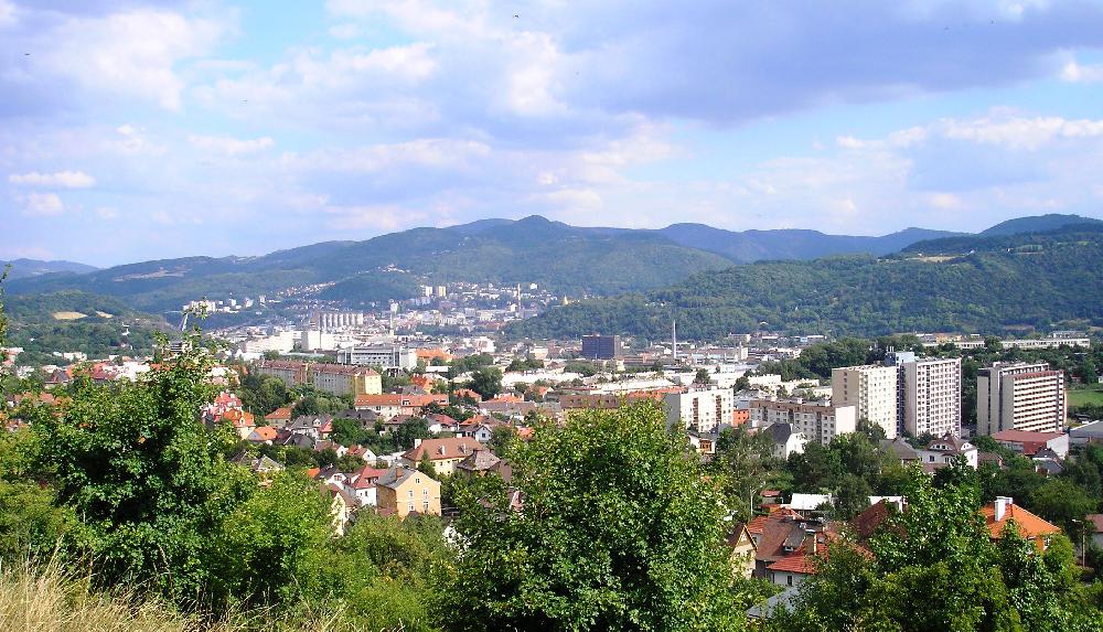 Pohled na �st� ze St��ovick�ho vrchu.