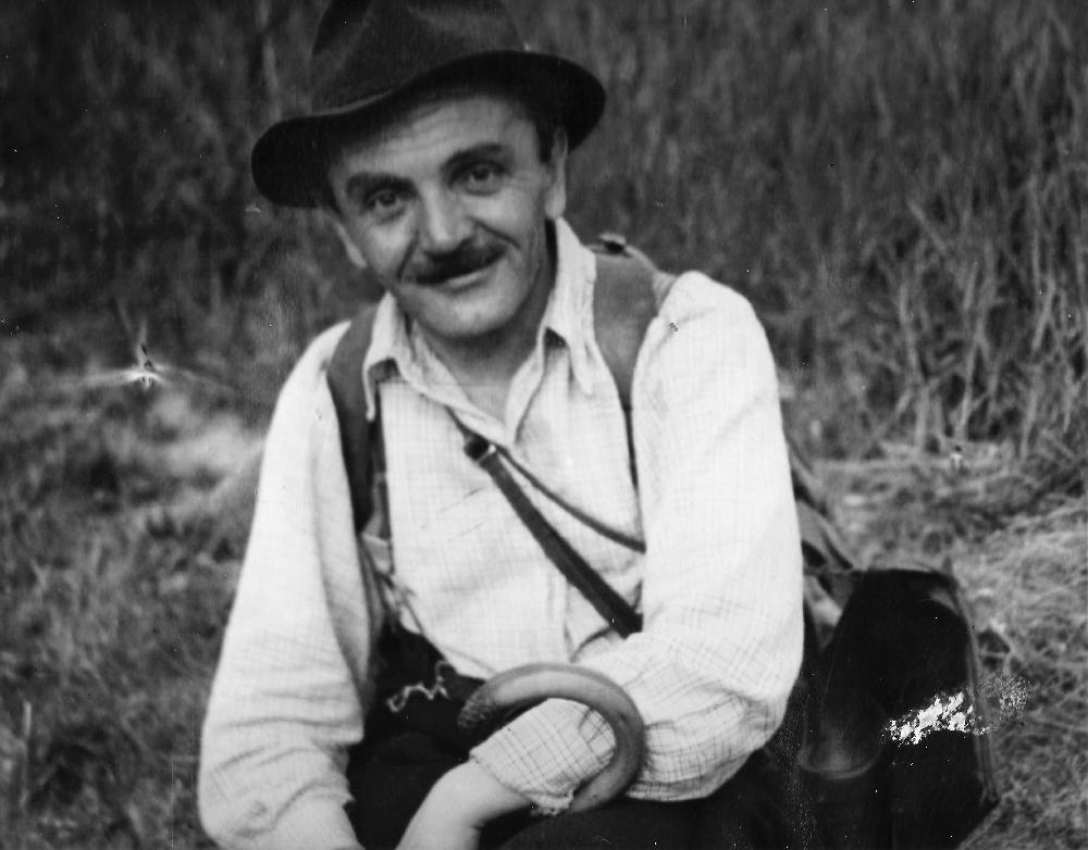 V�clav Kr�il byl jedn�m ze t�� prvn�ch turist�, kte�� po osvobozen� v r. 1945 obnovili K�T v �st�  