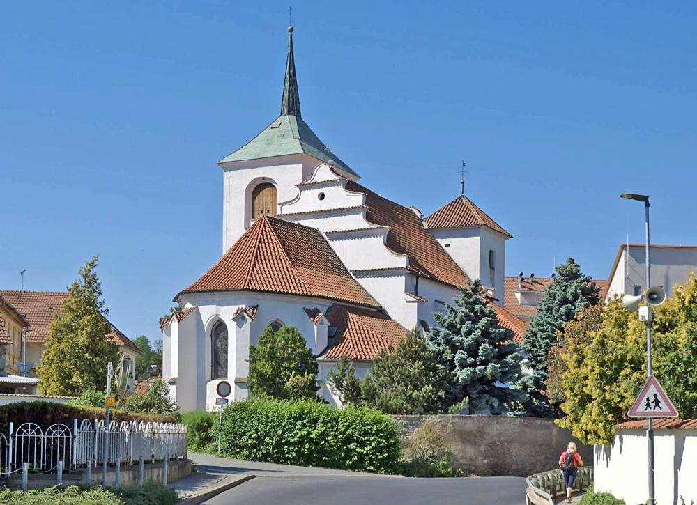 Tak� kostel svat�ho Gotharda v Brozanech