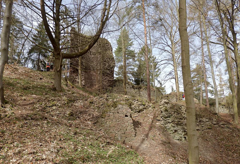 Hrad Per�tejn v Kru�n�ch hor�ch.