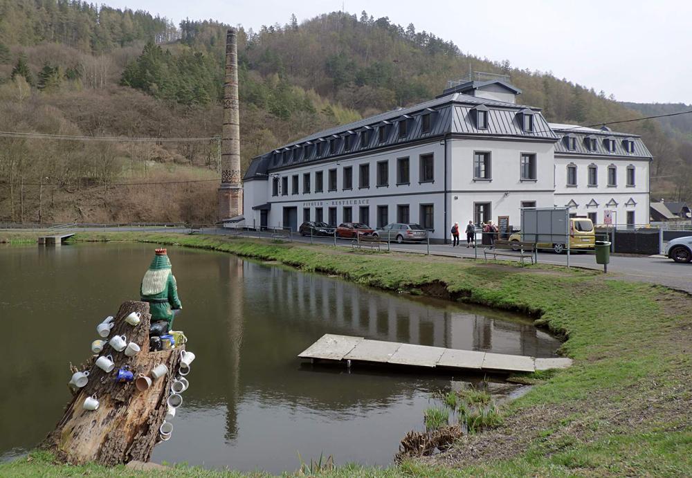 Pivovar Chalupn�k v Per�tejn�