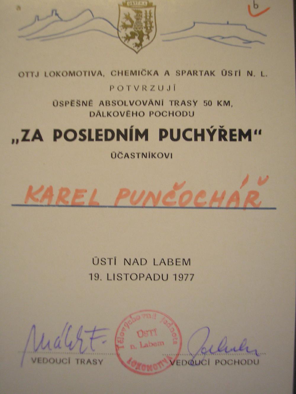 Na sn�mku je potvrzen� o ��asti je�t� z doby po��d�n� v r�mci �st� nad Labem