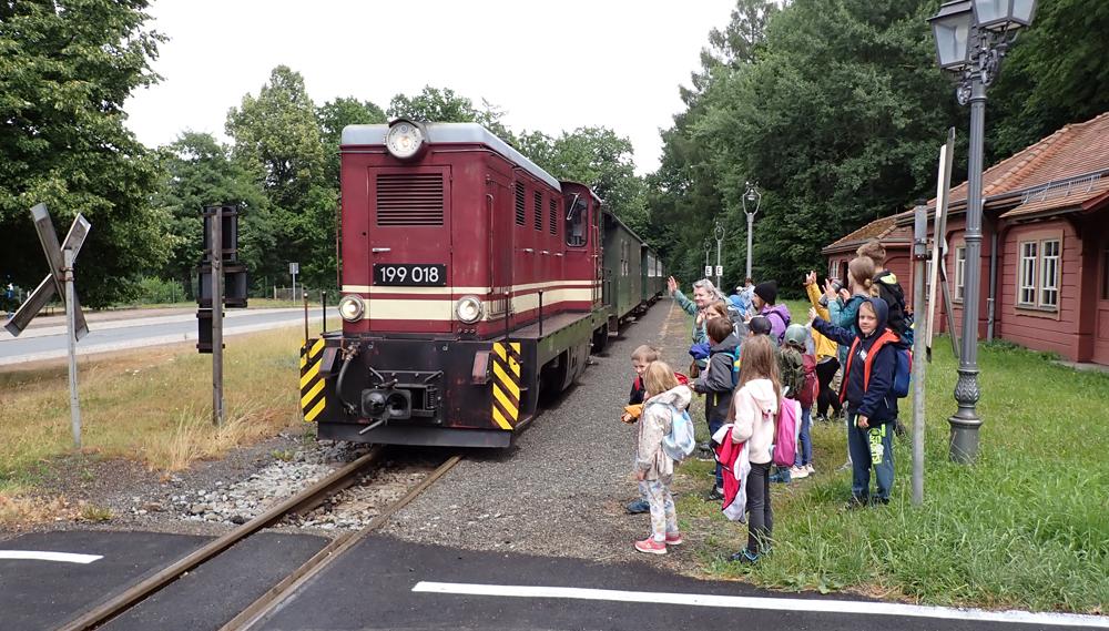 Zdrav�me �itavskou �zkokolejku na v�prav� do Zittauer Gebirge.