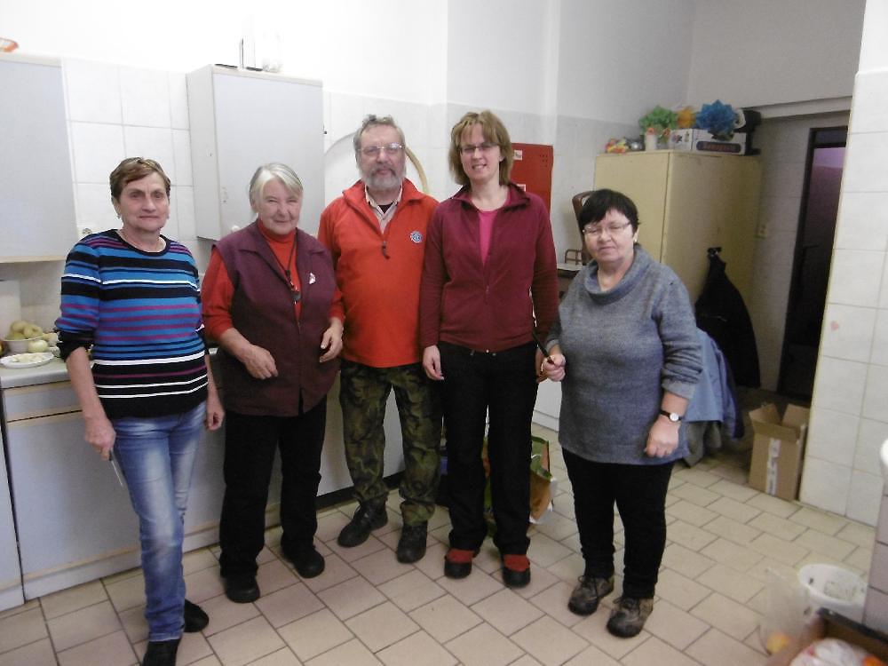 Organizační tým akce „Po neznámých stezkách“. Organizační tým akce „Po neznámých stezkách“.