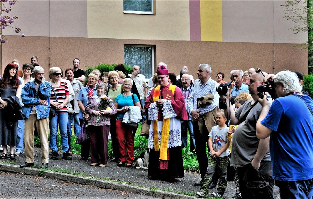 5. kv�ten 2015 Kanovn�k Ji�� Czerny, Ladislav K�i�ensk�, Milan ��ov��ek.