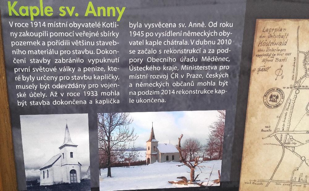 Informa�n� tabule u kaple sv. Anny v Kotlin� dokl�d� historii a tak� obnovu kaple.