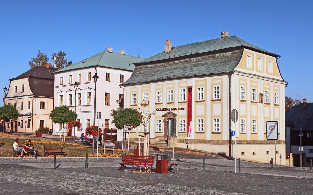 Skl��sk� muzeum Nov� Bor