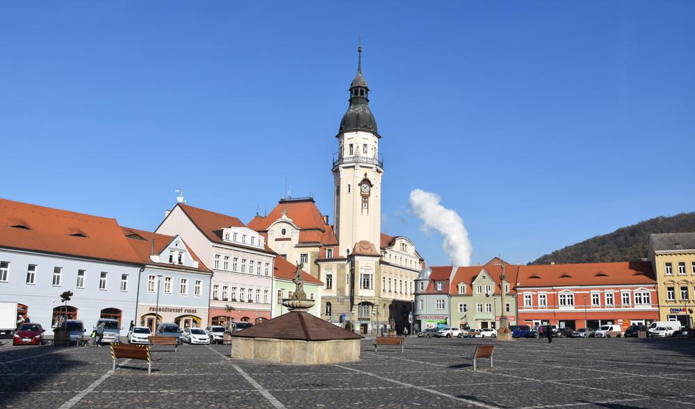 Radni�n� v� na n�m�st� v B�lin�.