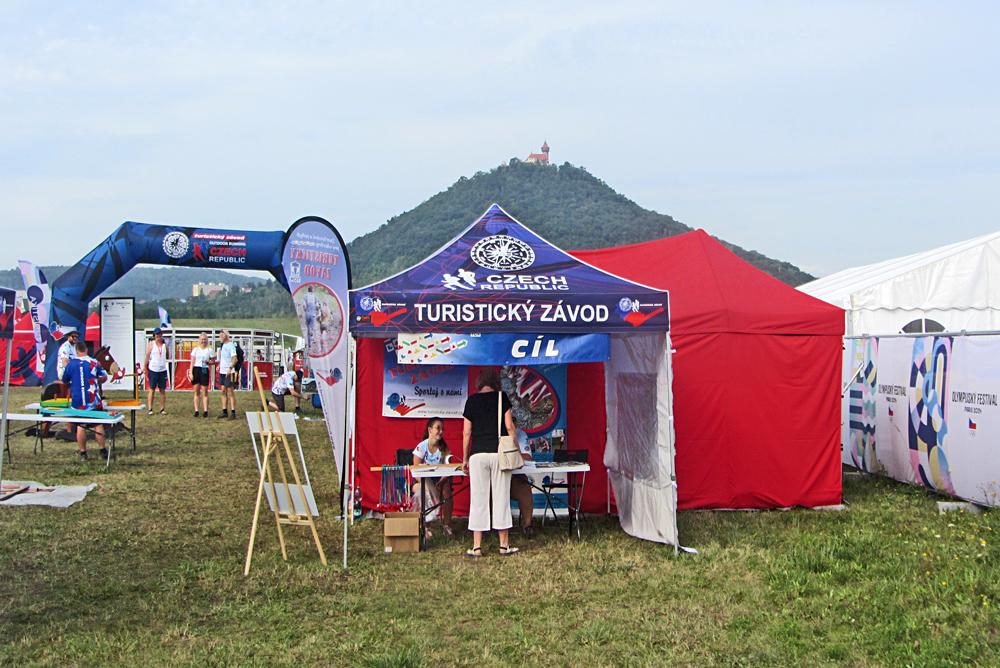 Turistický závod u jezera Most, který proběhl v srpnu 2024. Turistický závod u jezera Most, který proběhl v srpnu 2024.