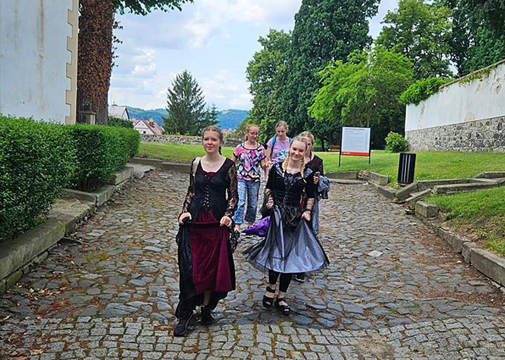 Z akce Zachra�te princeznu Antonii na z�mku Bene�ov nad Plou�nic�.