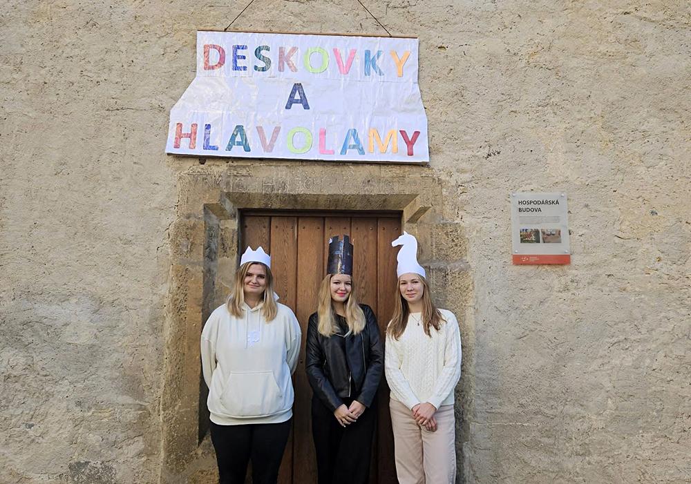 Deskov� hry na Bene�ovsk�m z�mku.