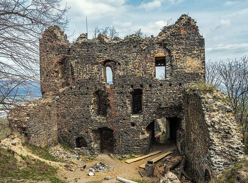 Hrad Lestkov u Kl�terce nad Oh�� (Doln� Pooh��)