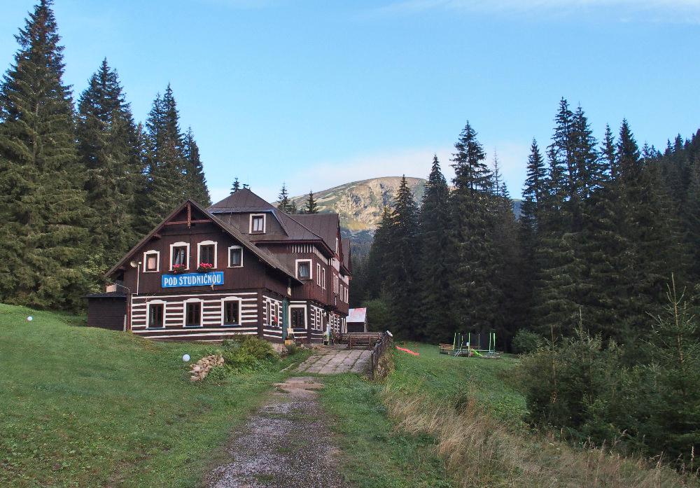 Horsk� romantika u chaty Pod Studni�nou.