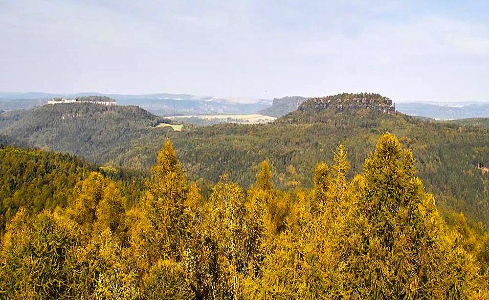Pohled z Lampertssteinu na K�nigstein a Pfaffenstein - Sask� �v�carsko