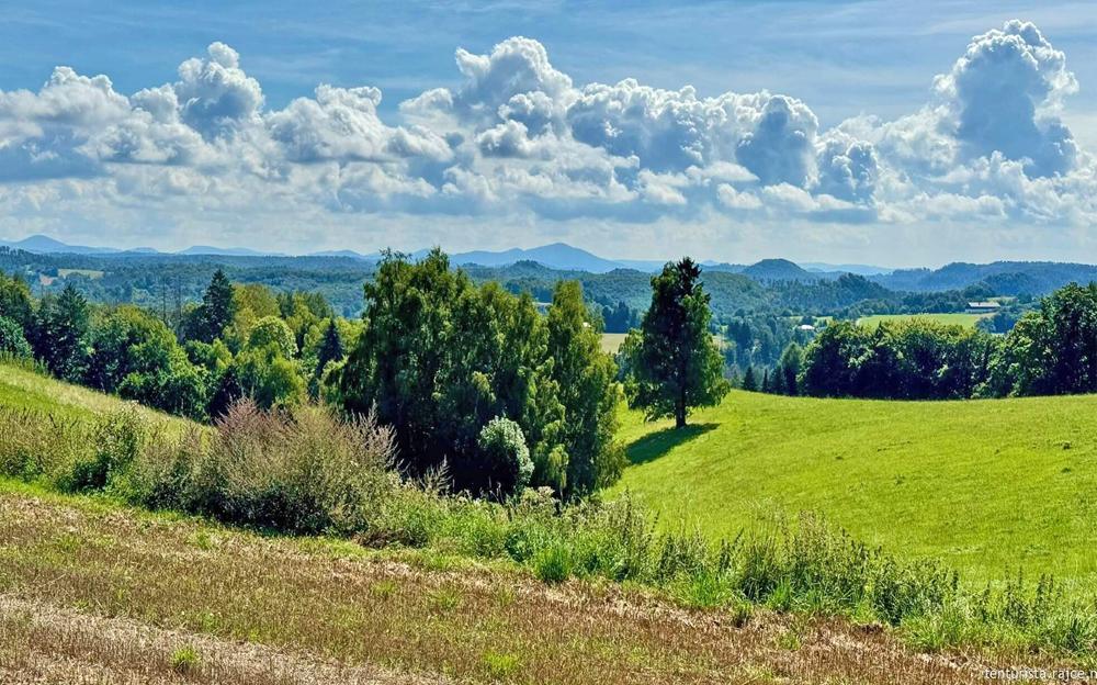 Krajina severov�chodn� oblasti Sask�ho �v�carska, kudy vede pochod Zuckerkuchentour.