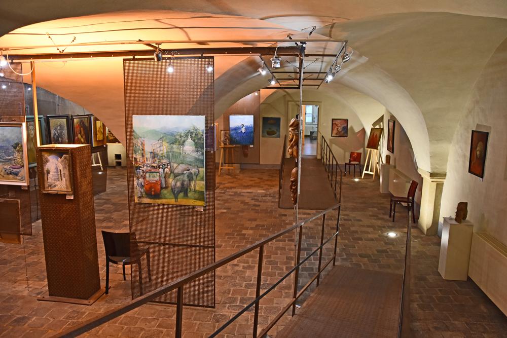Galerie Star� sladovna v �atci.