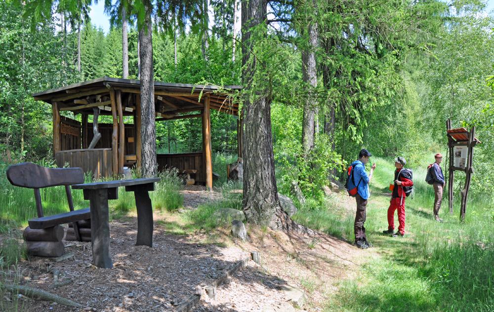 Nau�n� stezka Po stop�ch �erven�ho mravence na �luknovsku.