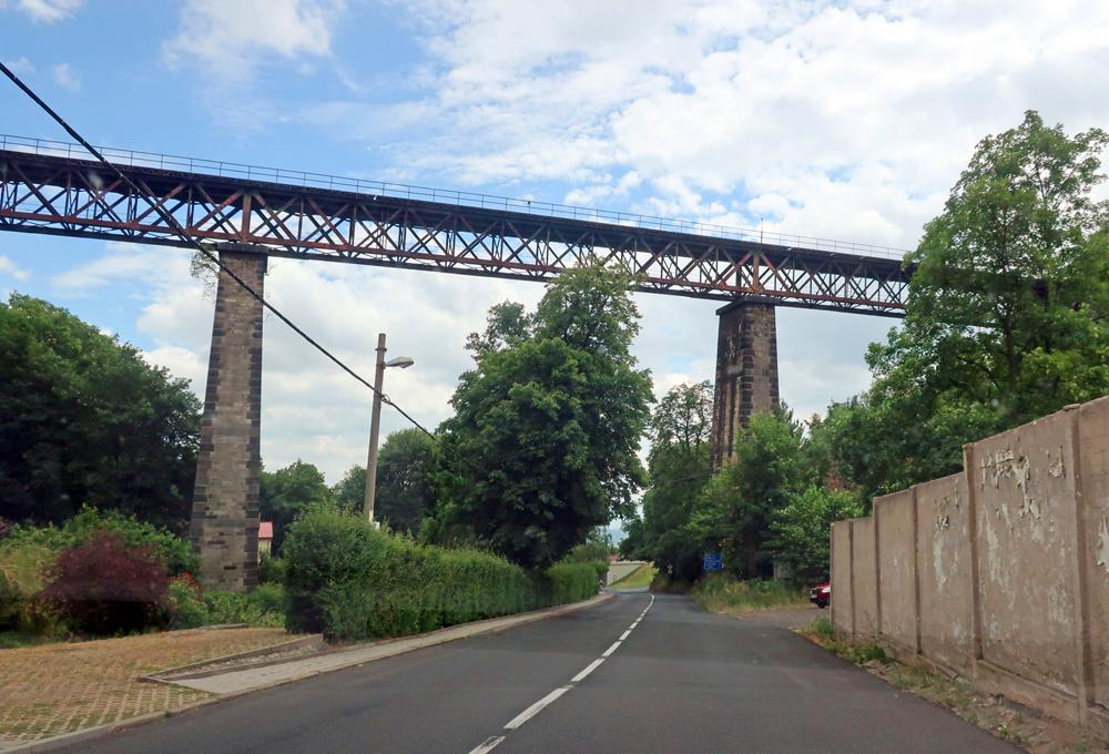 Moldavsk� dr�ha - Kru�n� hory - Viadukt v Hrobu
