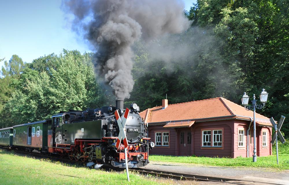 Parn� lokomotiva v akci - Zittauer Schmalspurbahn