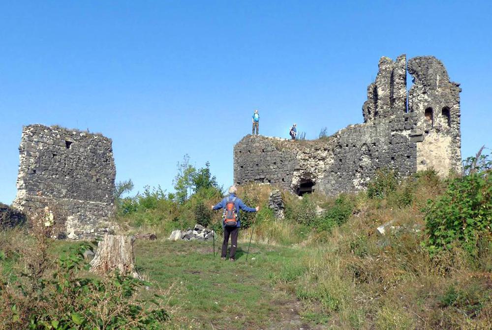 Hrad �umburk - turistick� akce Od Ev�enky k Ev�ence
