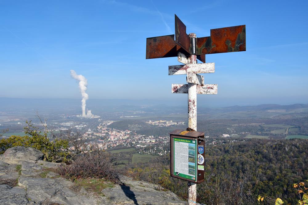 Bořeň - vrcholová kniha. Bořeň - vrcholová kniha.