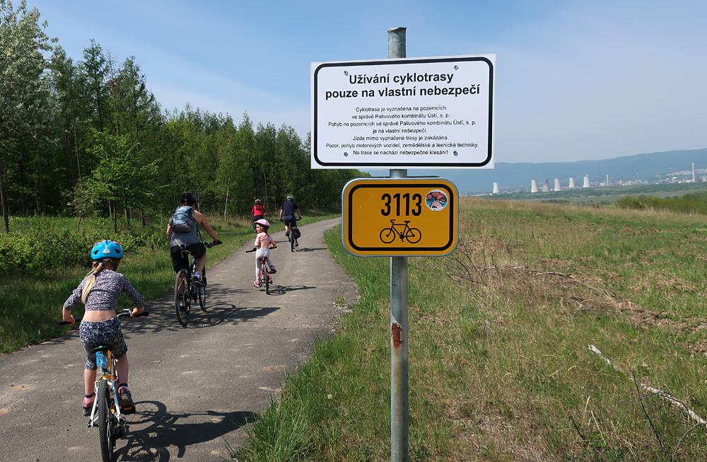 Cyklotrasa kolem jezera Most