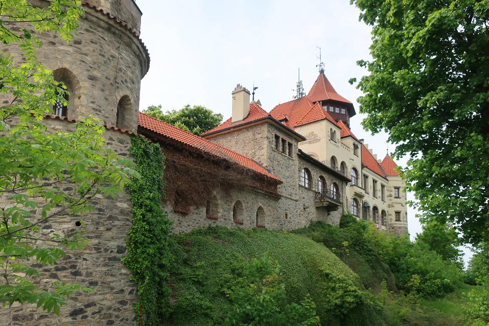 Hrad Hn�v�n u Mostu