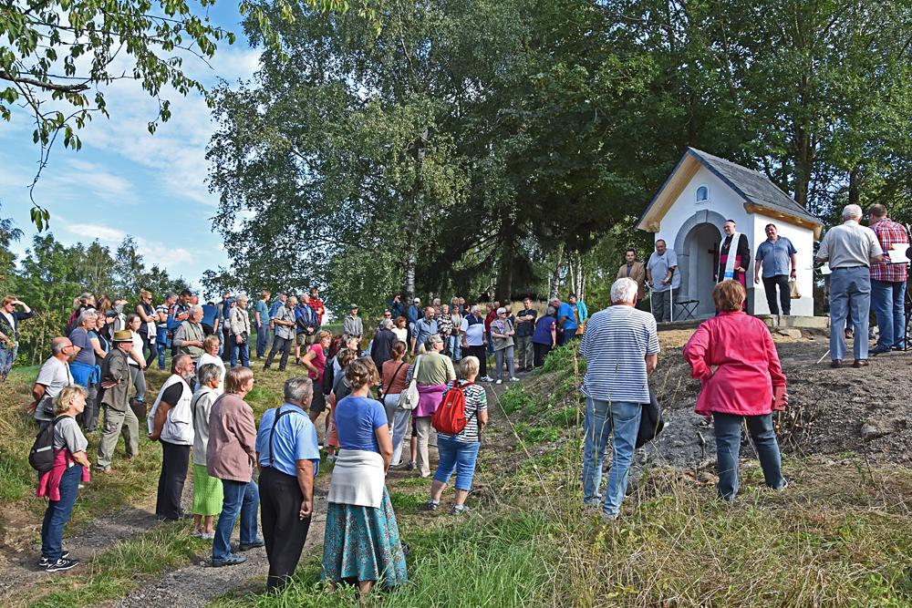 Turistick� kapli�ka pod Vl�� Horou.
