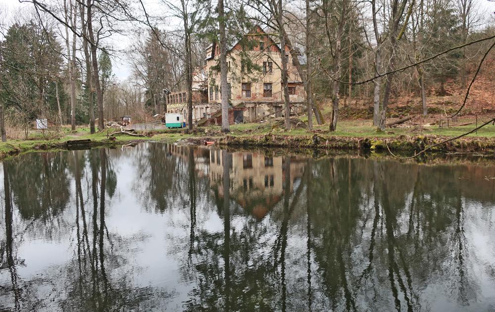 Karlovo �dol� u �luknova - sou�asn� stav