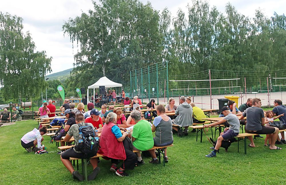Sportovn� are�l Ji�et�n pod Jedlovou