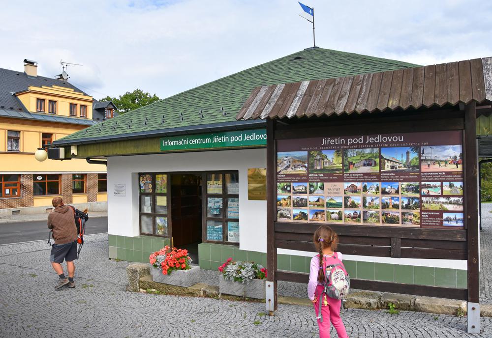 Turistick� informa�n� centrum - Ji�et�n pod Jedlovou