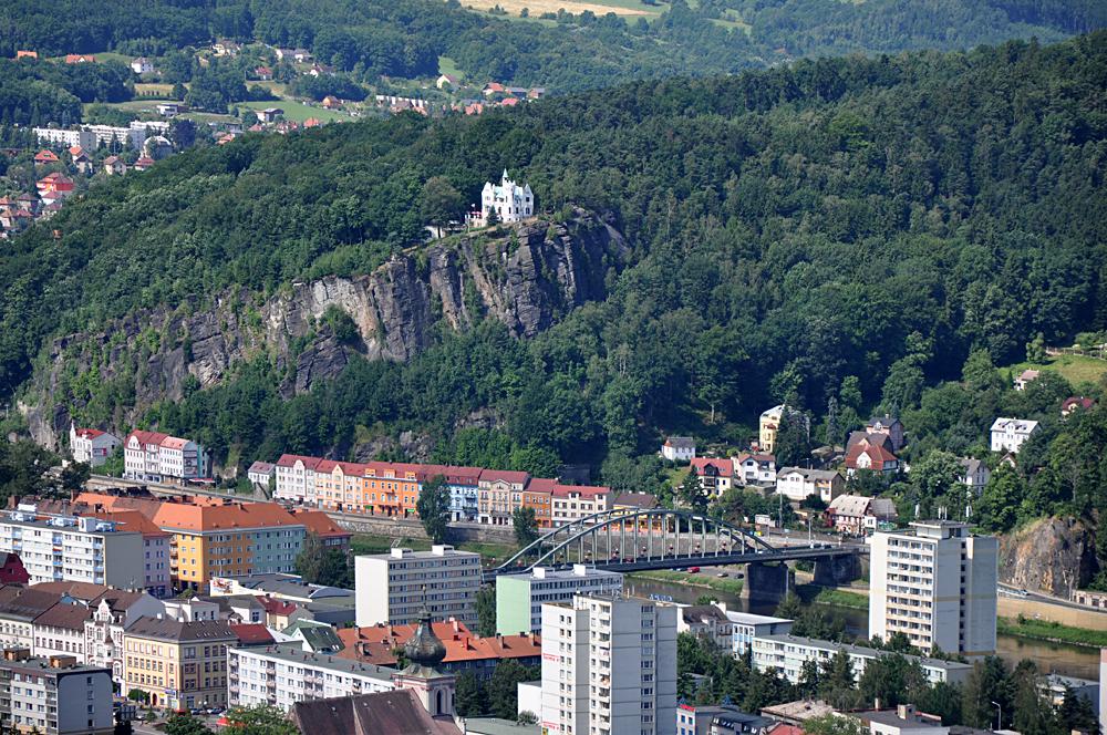 Past��sk� st�na - Labsk� n�b�e�� - D���n (pohled z Kv�drberku)
