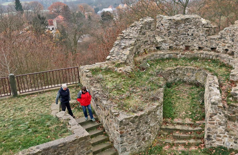 Hrad Krupka - Kru�n� hory - zbytky opevn�n�