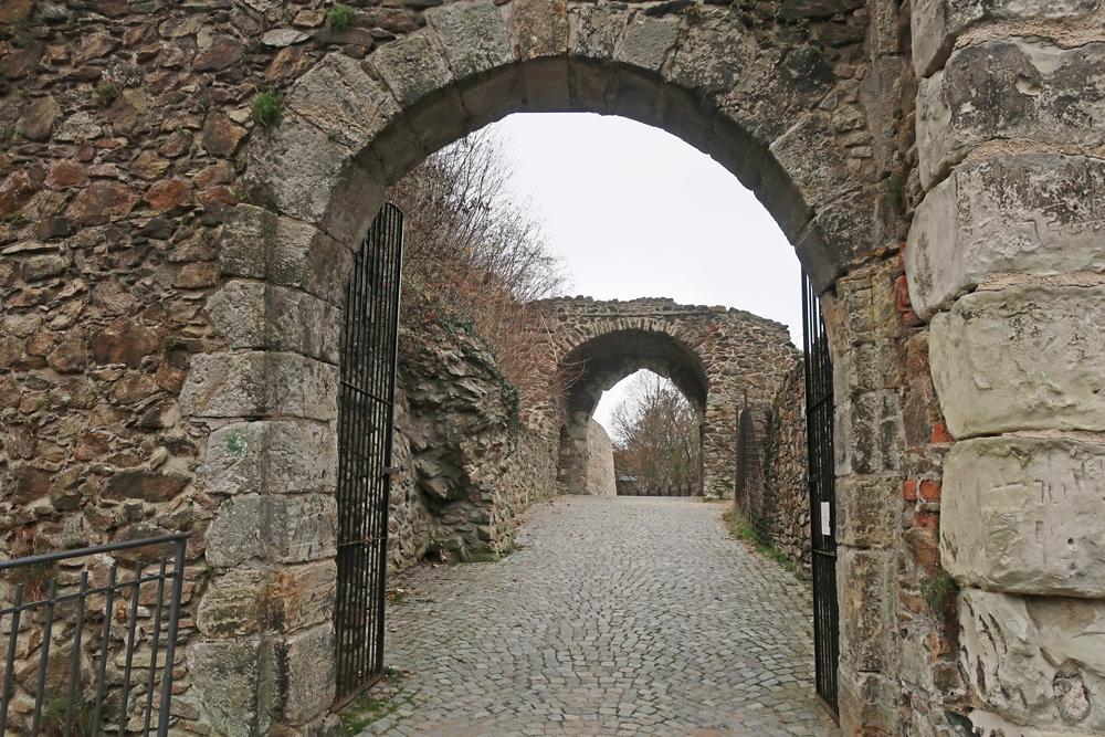 Vstupn� br�ny na Hrad Krupka - Kru�n� hory