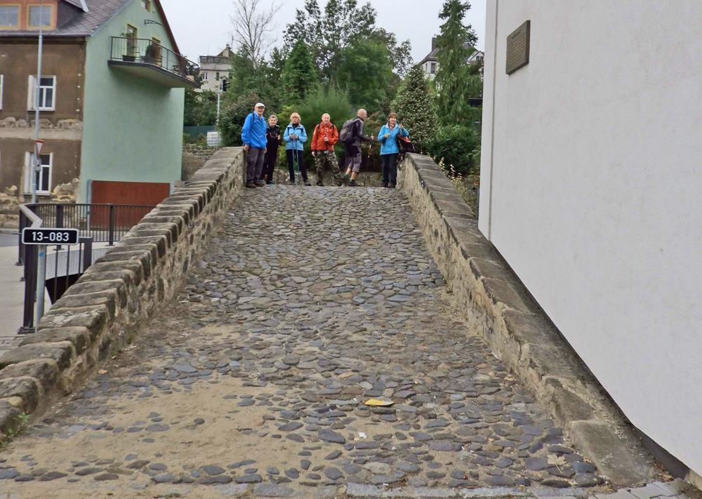 Ov�� most v D���n� - �esk� st�edoho�� - Turist� z K�T �st� nad Labem