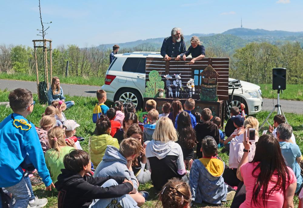 Prvom�jov� v�stup na Koz� vrch - akce Klubu �esk�ch turist�