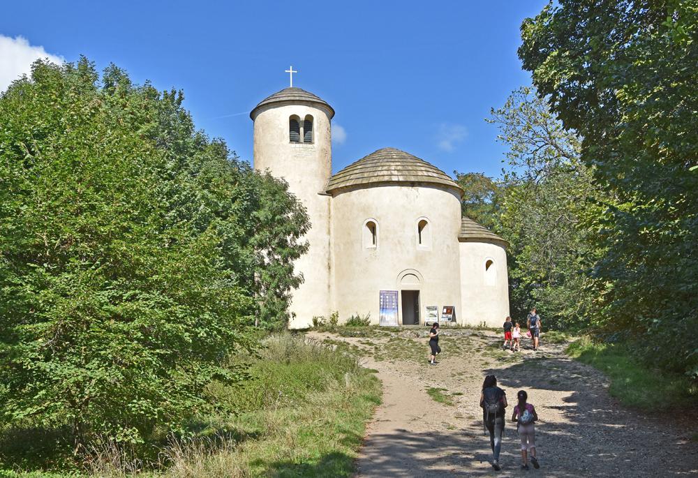 Rotunda svat�ch Vojt�cha a Ji�� na ��pu.  