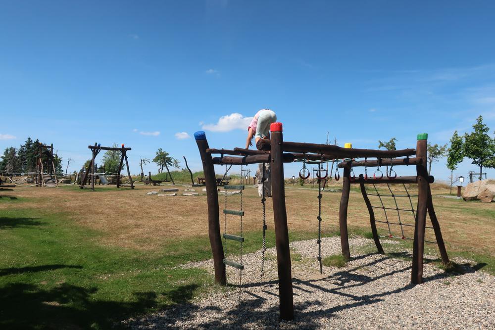 Kru�nohorsk� geopark - d�tsk� h�i�t�.
