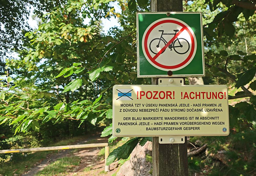 Uz�v�rka turistick� trasy v �esk�m �v�carsku.
