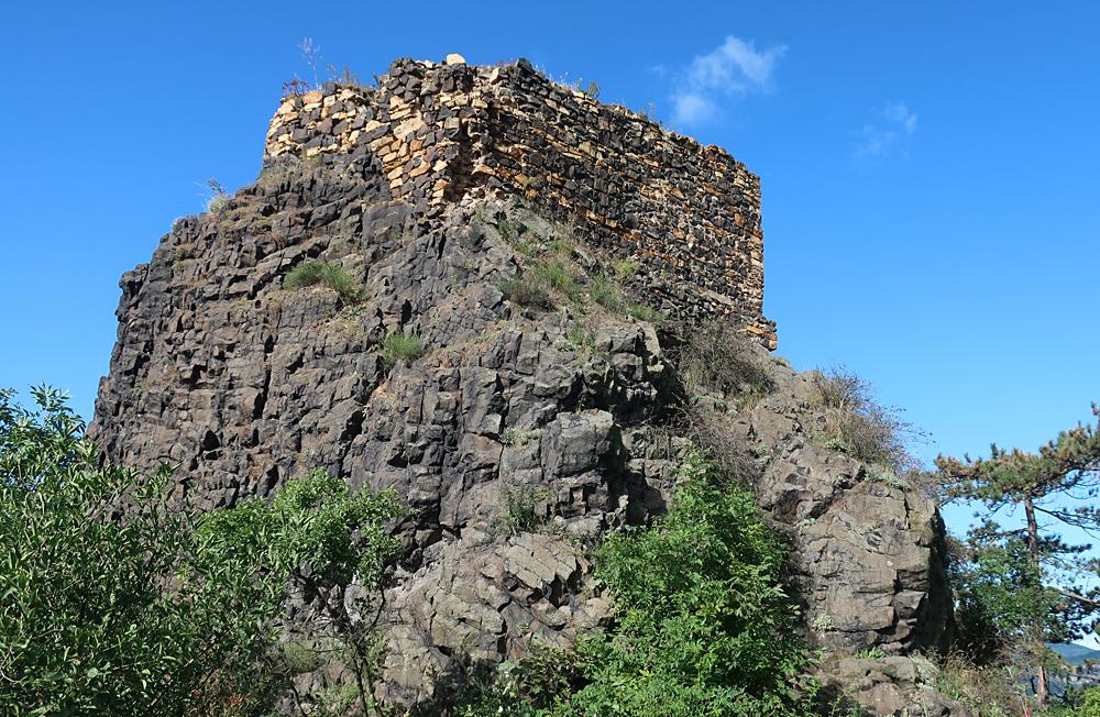 Hrad Kam�k v �esk�m st�edoho��