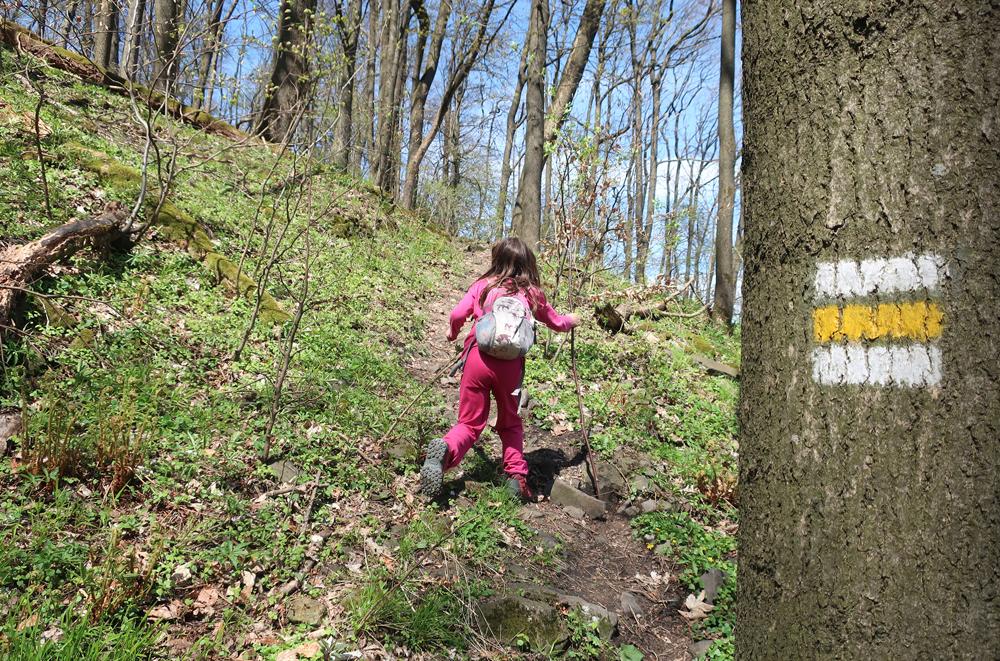 Turistick� trasa na R��ovsk� vrch.