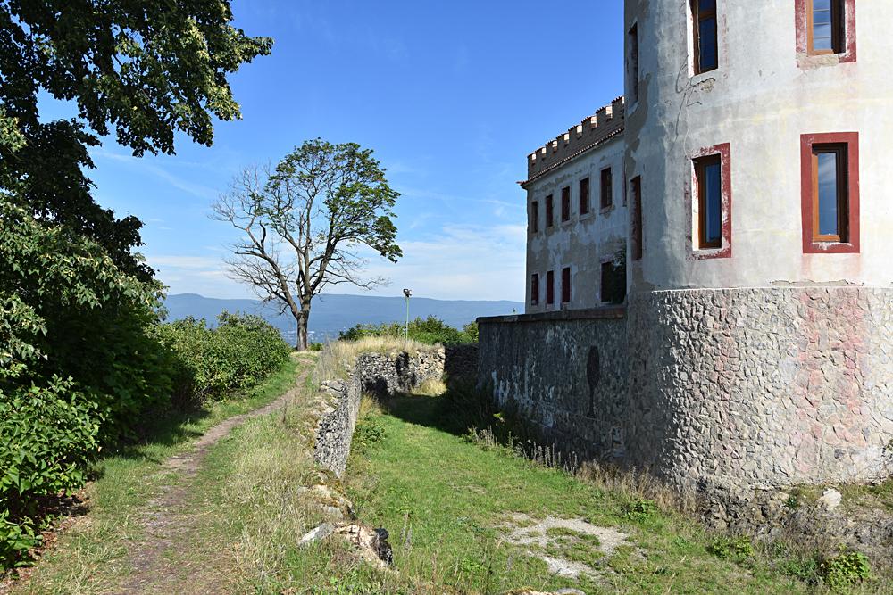 Hrad Doubravka u Teplic.