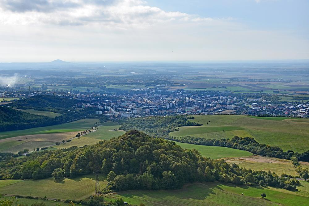 Litom��ice z vrchu Hradi�t�.