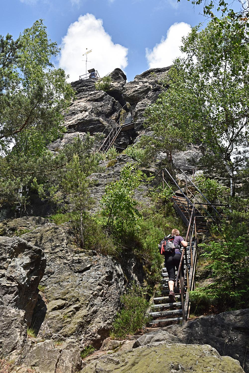 Vyhl�dka Scharfenstein - �itavsk� hory (Zittauer Gebirge)
